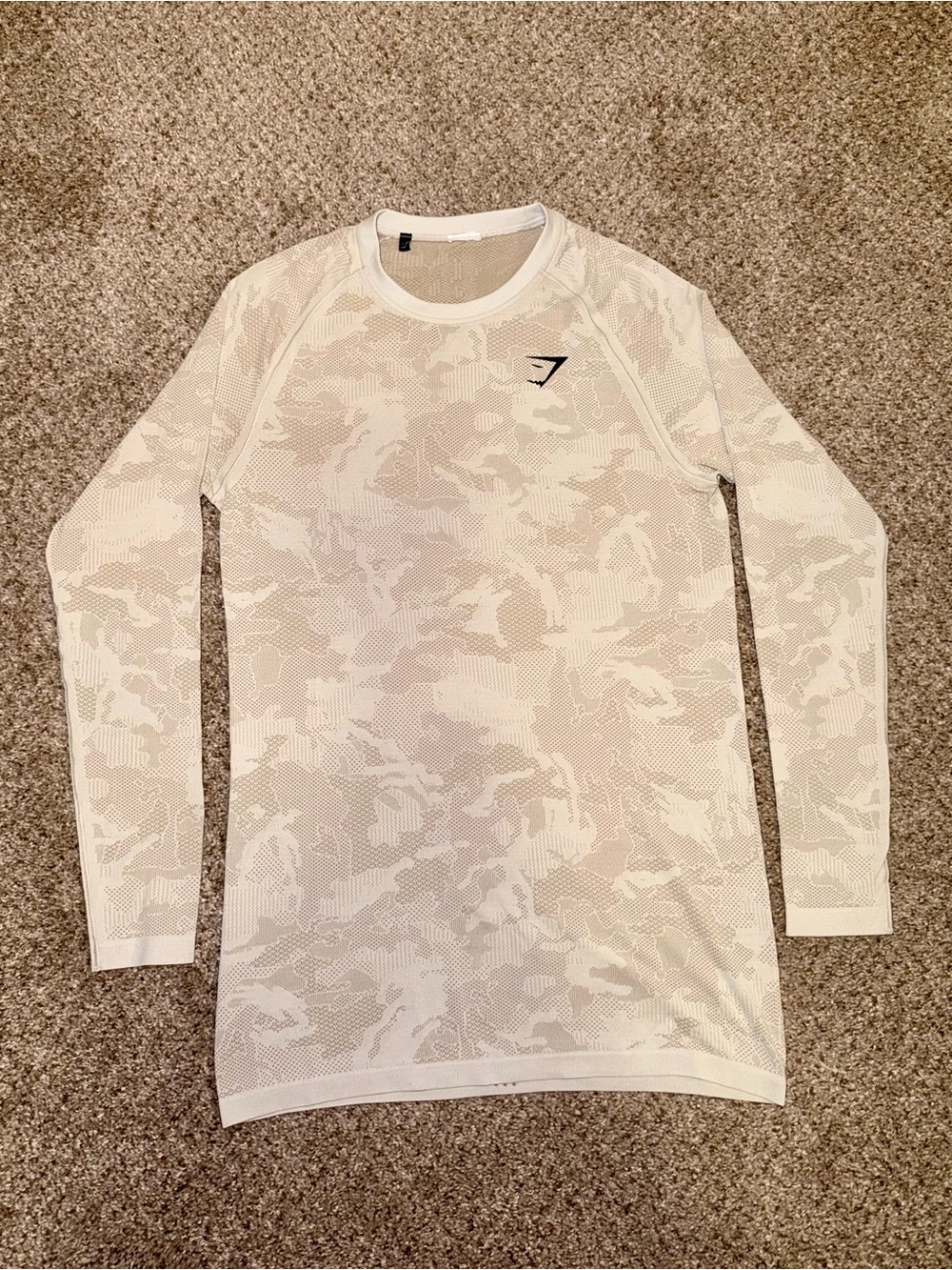 Gymshark Geo Seamless Long Sleeve Shirt White Light Grey Camo Men's Medium